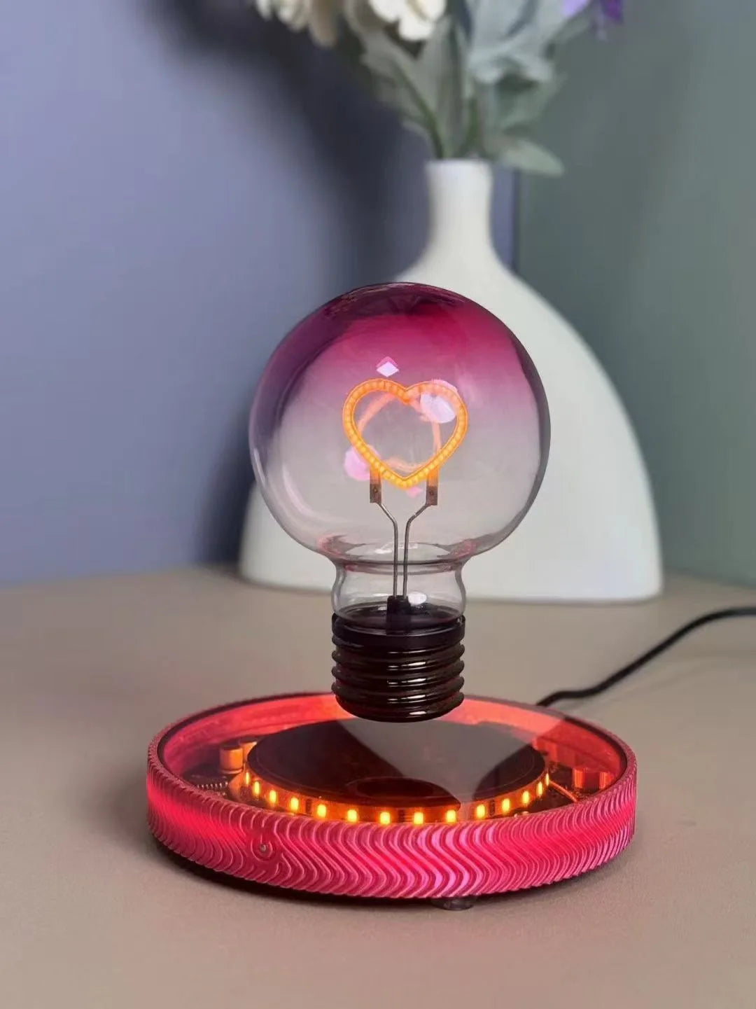 Magnetic Levitating Saturn Moon Lamp